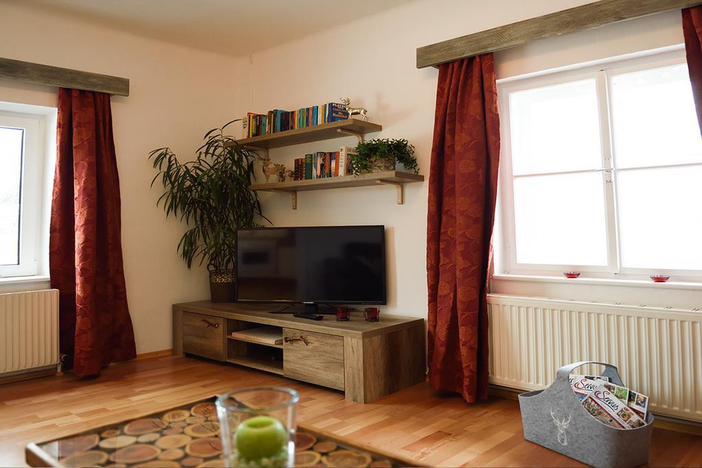 Ferienwohnung Alpenblick Kuchl Bagian luar foto
